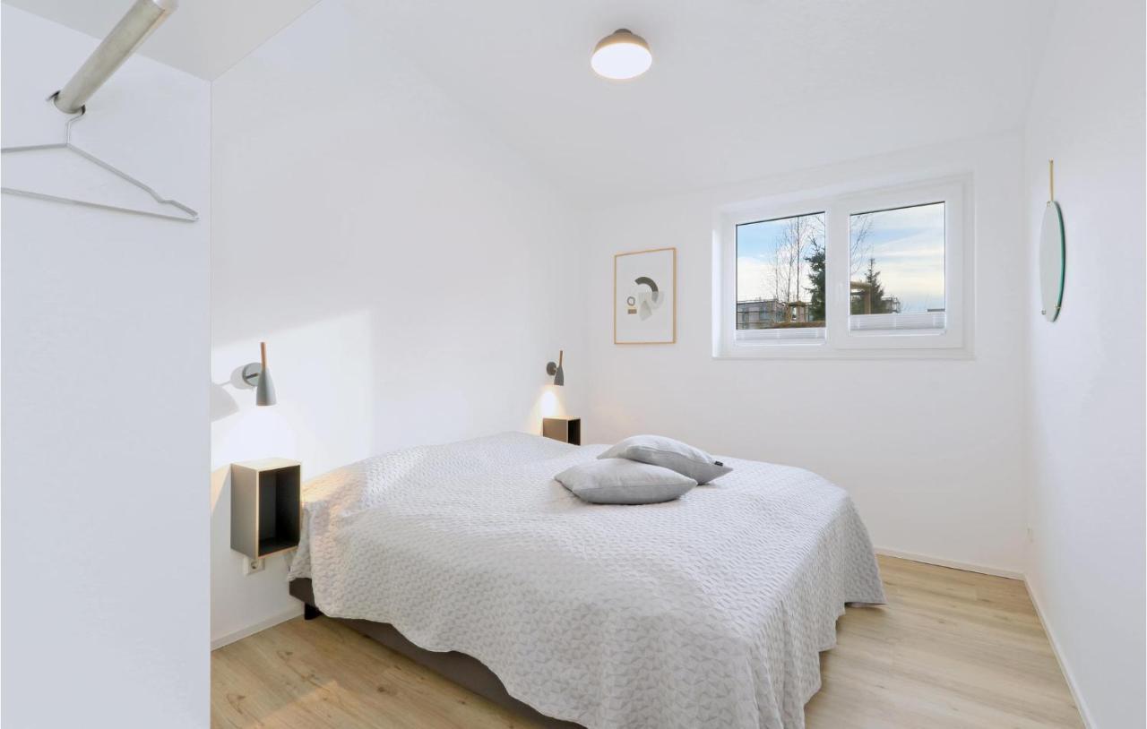 Lovely Home In Lembruch-Duemmer See With Sauna ภายนอก รูปภาพ